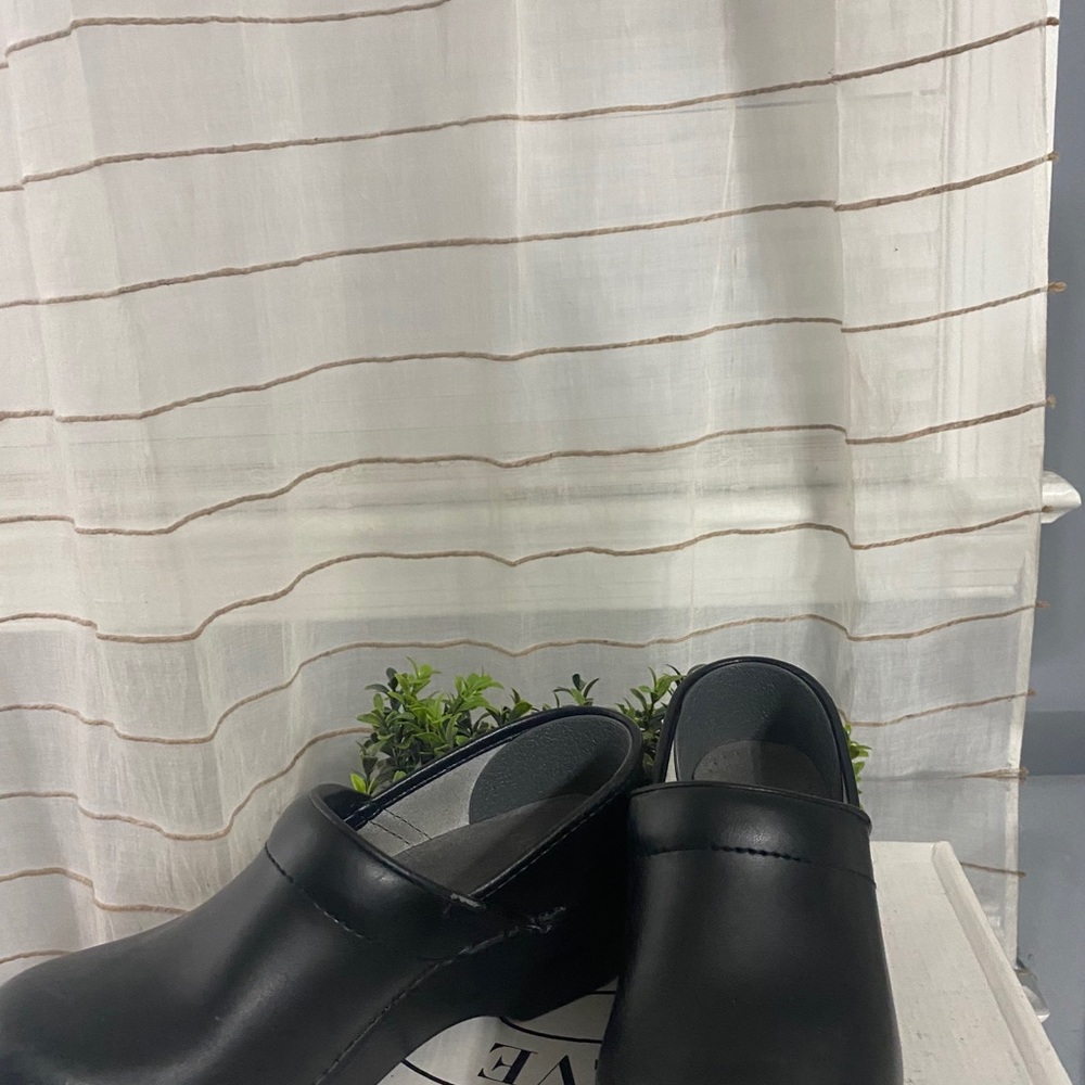 Dansko clogs - Picture 6 of 10